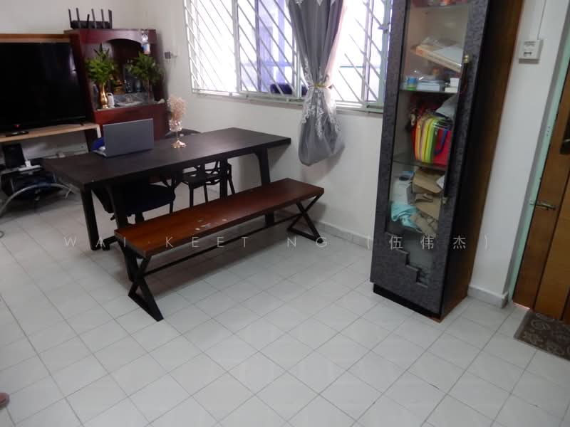 613 Hougang Avenue 8, 613 Hougang Avenue 8, 3 Bedrooms, 904 sqft, HDB Flat For Rent, by Wai Keet Ng (伍伟杰), 500224160 - Living Room - PropertyGuru.com.sg