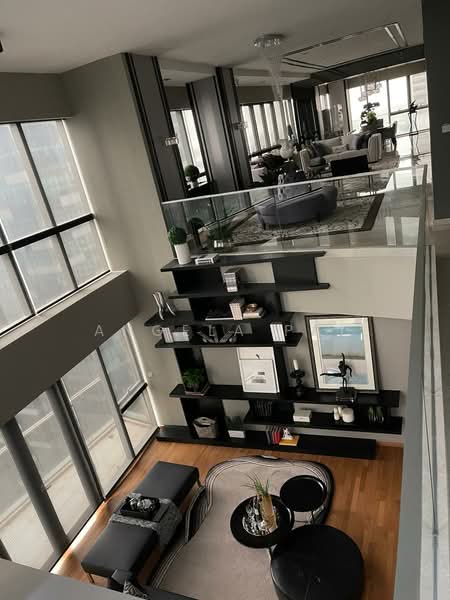 One Shenton, 1 Shenton Way, 4 Bedrooms, 6,674 sqft, Condominium For Sale, by Angela Pai, 500224171 - Living Room - PropertyGuru.com.sg