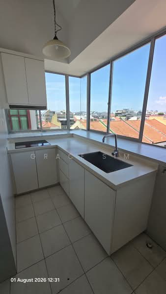 Centrina, 11 Everitt Road North, 2 Bedrooms, 1,205 sqft, Apartment For Rent, by Grace Sim, 500224187 - Kitchen - PropertyGuru.com.sg