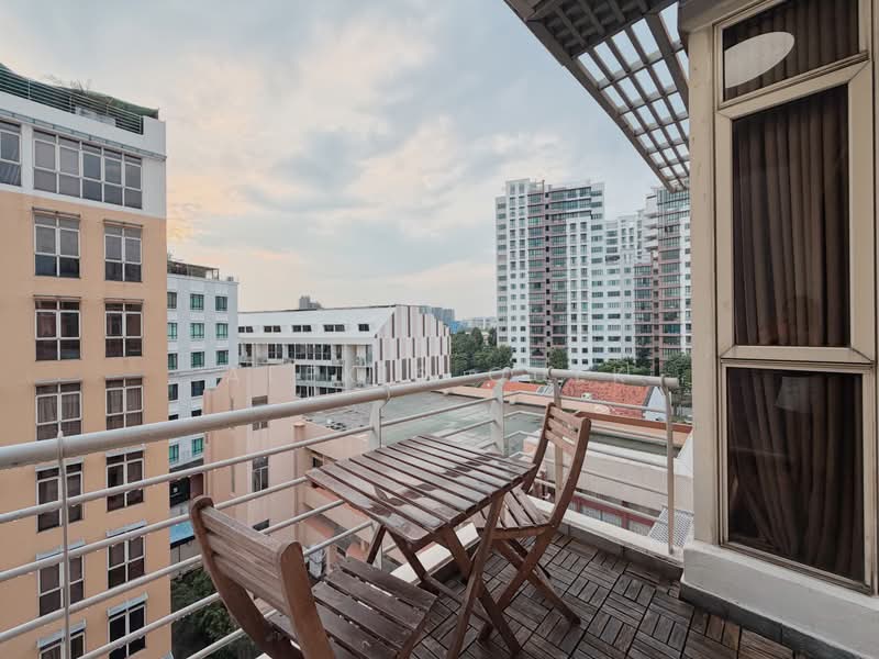 Sims Green, 7 Lorong 27A Geylang, 3 Bedrooms, 1,755 sqft, Apartment For Rent, by Alexis Quek, 500224218 - Balcony - PropertyGuru.com.sg