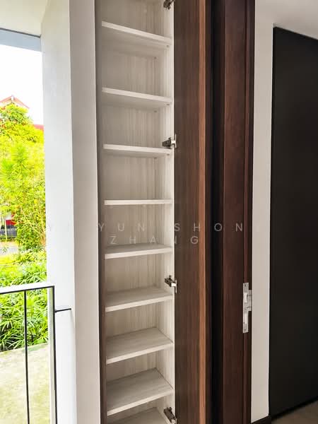 Royalgreen, 6 Anamalai Avenue, 3 Bedrooms, 980 sqft, Condominium For Sale, by Yi Yun Shone Zhang, 500224228 - Balcony - PropertyGuru.com.sg