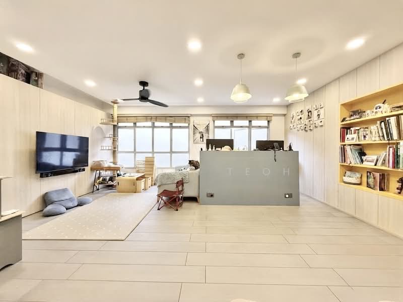 25A Saint George's Lane, 25A Saint George's Lane, 3 Bedrooms, 990 sqft, HDB Flat For Sale, by Jayden Teoh, 500224229 - Living Room - PropertyGuru.com.sg