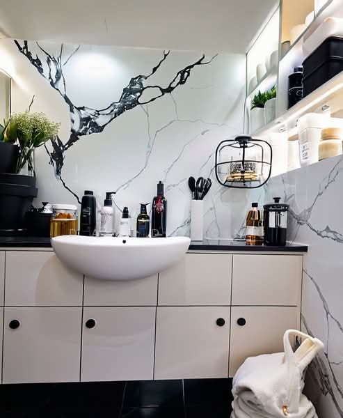 Rio Vista, , 3 Bedrooms, 1,248 sqft, Condominium For Sale, by David Yong, 500224234 - Bathroom - PropertyGuru.com.sg
