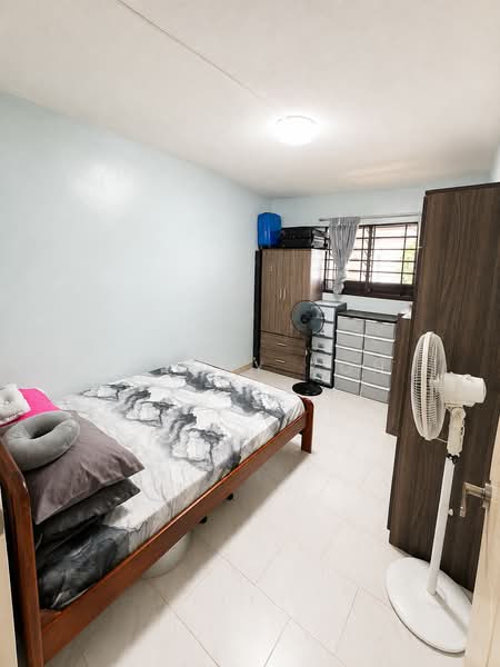 607 Clementi West Street 1, 607 Clementi West Street 1, 2 Bedrooms, 721 sqft, HDB Flat For Sale, by Jeremy Koh, 500224245 - Bedroom - PropertyGuru.com.sg