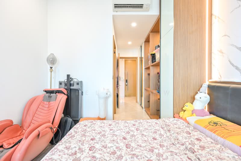 City Gate, 371 Beach Road, 3 Bedrooms, 904 sqft, Apartment For Sale, by Adriel Li Yewen, 500224254 - Bedroom - PropertyGuru.com.sg