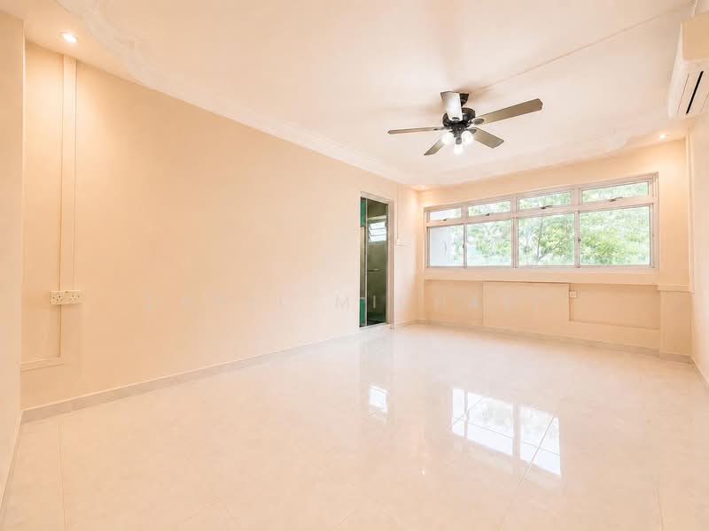 712 Pasir Ris Street 72, 712 Pasir Ris Street 72, 4 Bedrooms, 1,582 sqft, HDB Flat For Sale, by Daryl Michael, 500224256 - Living Room - PropertyGuru.com.sg