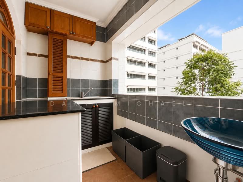 712 Pasir Ris Street 72, 712 Pasir Ris Street 72, 4 Bedrooms, 1,582 sqft, HDB Flat For Sale, by Daryl Michael, 500224256 - Balcony - PropertyGuru.com.sg