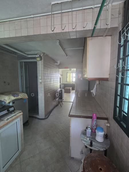 82 Commonwealth Close, 82 Commonwealth Close, 2 Bedrooms, 721 sqft, HDB Flat For Rent, by Grace Liu, 500224258 - Kitchen - PropertyGuru.com.sg