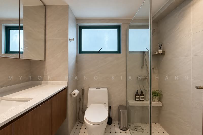 J C Draycott, 34 Draycott Drive, 3 Bedrooms, 1,033 sqft, Apartment For Sale, by Myron Pang Kian Hann, 500224260 - Bathroom - PropertyGuru.com.sg