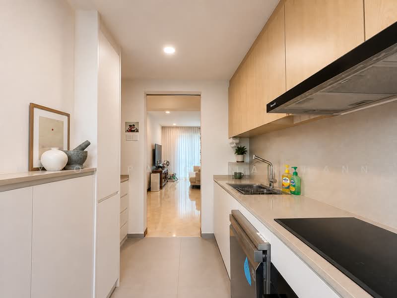 J C Draycott, 34 Draycott Drive, 3 Bedrooms, 1,033 sqft, Apartment For Sale, by Myron Pang Kian Hann, 500224260 - Kitchen - PropertyGuru.com.sg