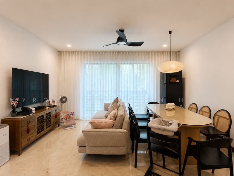 J C Draycott, 34 Draycott Drive, 3 Bedrooms, 1,033 sqft, Apartment For Sale, by Myron Pang Kian Hann, 500224260 - Living Room - PropertyGuru.com.sg