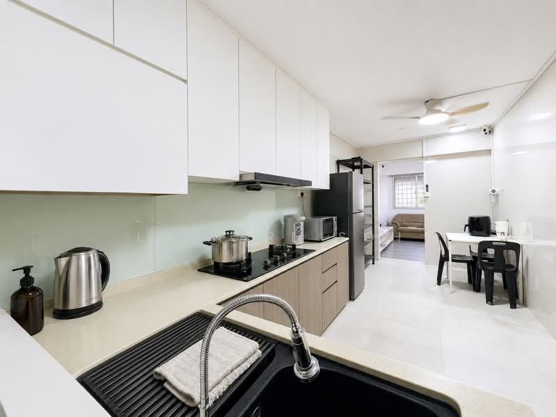 388 Yishun Ring Road, 388 Yishun Ring Road, 3 Bedrooms, 904 sqft, HDB Flat For Sale, by Leonard Soh, 500224270 - Kitchen - PropertyGuru.com.sg