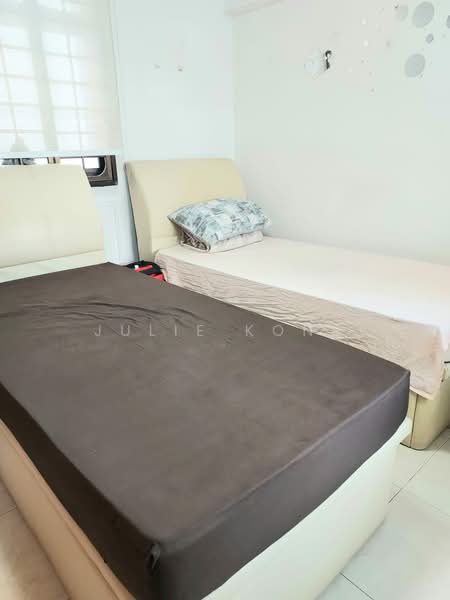 19 Dover Crescent, 19 Dover Crescent, Room Rental, 180 sqft, HDB Flat For Rent, by Julie Kong, 500224271 - Bedroom - PropertyGuru.com.sg
