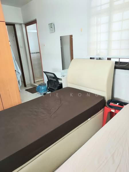 19 Dover Crescent, 19 Dover Crescent, Room Rental, 180 sqft, HDB Flat For Rent, by Julie Kong, 500224271 - Bedroom - PropertyGuru.com.sg