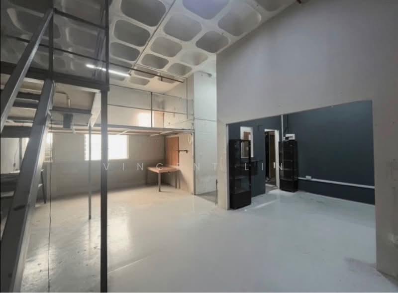 HILLVIEW WAREHOUSE