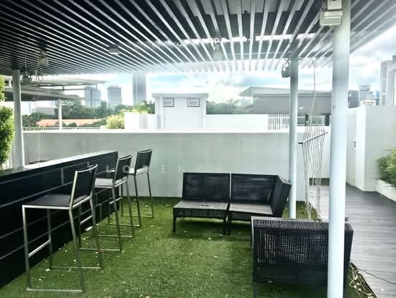 Belle Vue Residences, 15 Oxley Walk, 5 Bedrooms, 5,005 sqft, Condominium For Sale, by Florence Toh, 500224286 - Roof Terrace - PropertyGuru.com.sg