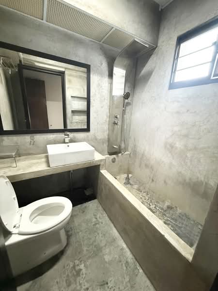 472C Fernvale Street, 472C Fernvale Street, 3 Bedrooms, 1,001 sqft, HDB Flat For Sale, by Jenny Lum, 500224294 - Bathroom - PropertyGuru.com.sg