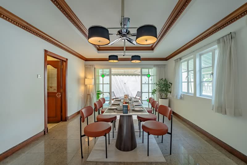 Gentle Villas, 74 Gentle Drive, 5 Bedrooms, 2,900 sqft, Detached House For Sale, by Germaine Tan, 500224315 - Dining Room - PropertyGuru.com.sg
