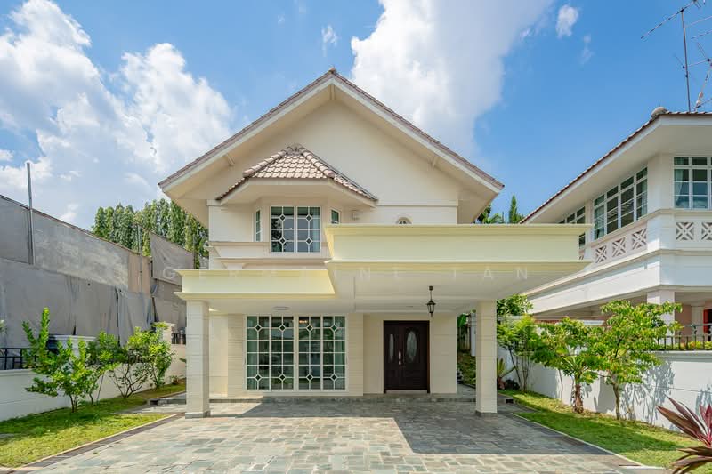Gentle Villas, 74 Gentle Drive, 5 Bedrooms, 2,900 sqft, Detached House For Sale, by Germaine Tan, 500224315 - Exterior - PropertyGuru.com.sg
