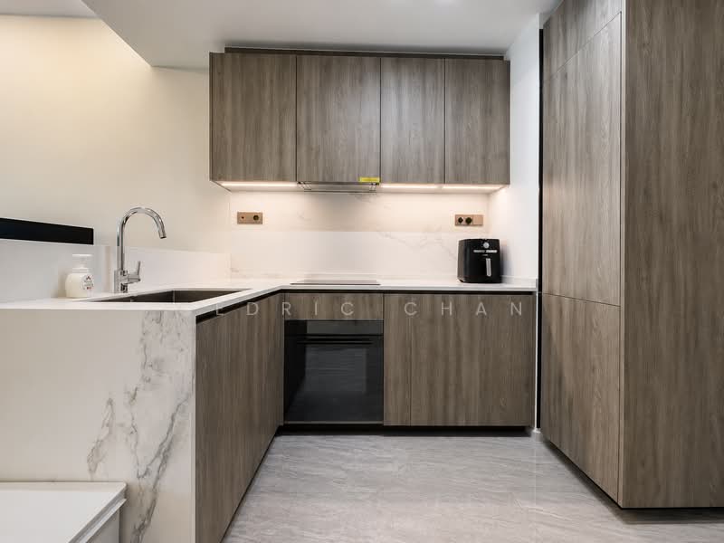 Leedon Green, 32 Leedon Heights, 2 Bedrooms, 710 sqft, Condominium For Sale, by Cedric Chan, 500224321 - Kitchen - PropertyGuru.com.sg