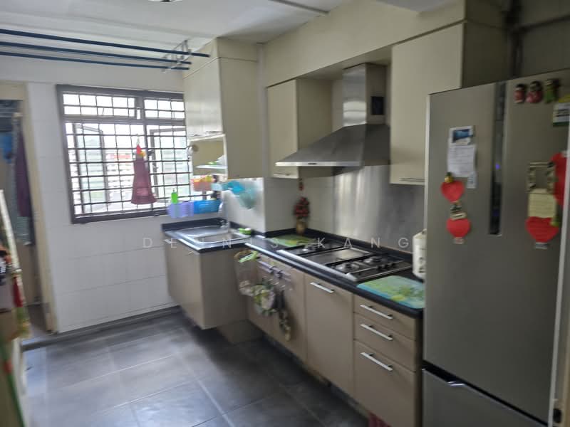 85B Lorong 4 Toa Payoh, 85B Lorong 4 Toa Payoh, 2 Bedrooms, 68 sqft, HDB Flat For Sale, by Dennis Kang, 500224326 - Kitchen - PropertyGuru.com.sg