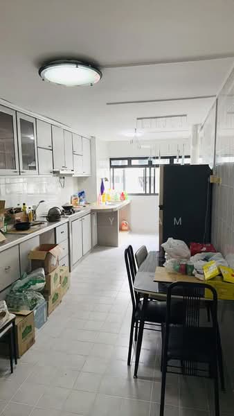 302 Clementi Avenue 4, 302 Clementi Avenue 4, 3 Bedrooms, 990 sqft, HDB Flat For Sale, by Sally Kam, 500224348 - Kitchen - PropertyGuru.com.sg