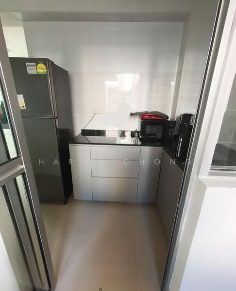 82B Circuit Road, 82B Circuit Road, 2 Bedrooms, 731 sqft, HDB Flat For Rent, by Harry Chong, 500224356 - Kitchen - PropertyGuru.com.sg