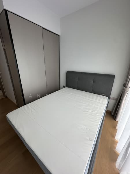 Haus On Handy, 28 Handy Road, 2 Bedrooms, 624 sqft, Condominium For Sale, by Janet Chong, 500224361 - Master Bedroom with Bed - PropertyGuru.com.sg