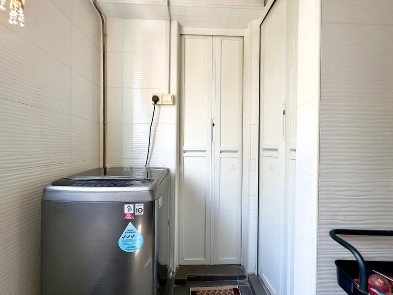 534 Bukit Batok Street 51, 534 Bukit Batok Street 51, 2 Bedrooms, 743 sqft, HDB Flat For Sale, by Farah Zack, 500224363 - Interior - PropertyGuru.com.sg