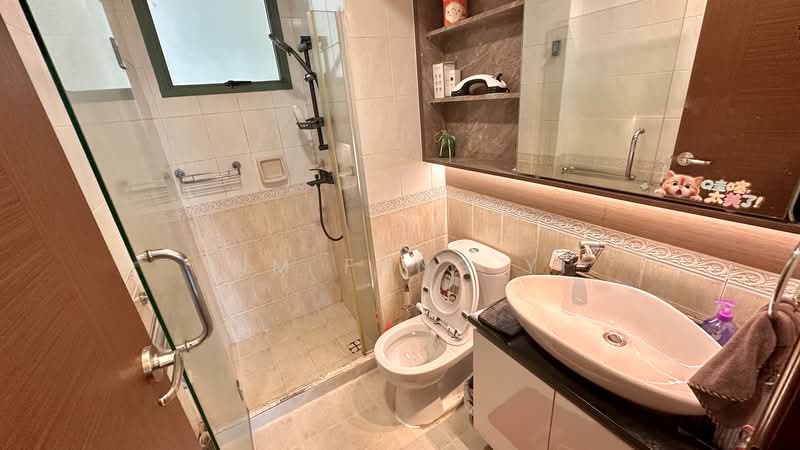 Palm Gardens, 3 Hong San Walk, Room Rental, 100 sqft, Condominium For Rent, by Lim Fang Yi, 500224380 - Bathroom - PropertyGuru.com.sg