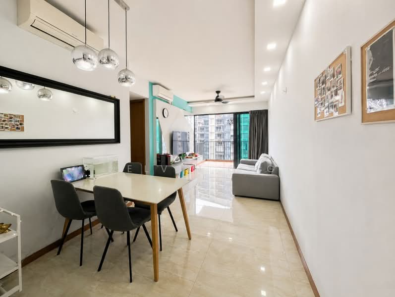 Kingsford Waterbay, 78 Upper Serangoon View, Hougang / Punggol / Sengkang, 3 Bedrooms, 850 sqft, Condominium For Sale, by Delvin Ong, 500224382 - Living Room - PropertyGuru.com.sg