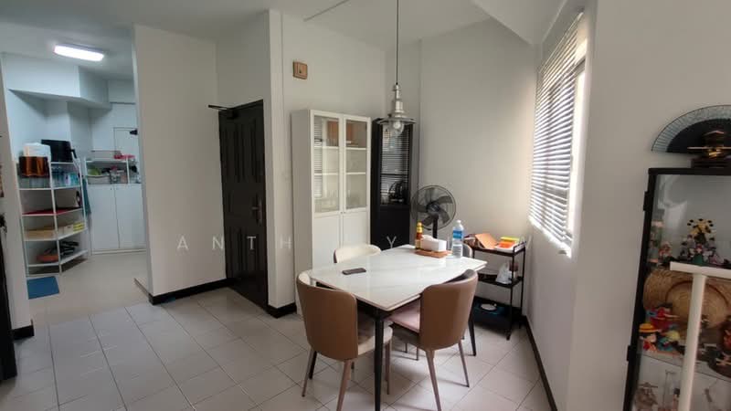Bayshore Park, 50 Bayshore Road, 2 Bedrooms, 936 sqft, Condominium For Rent, by Anthony Low, 500224388 - PropertyGuru.com.sg