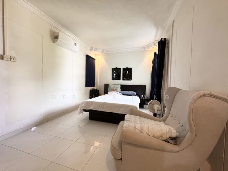 669C Jurong West Street 64, 669C Jurong West Street 64, 4 Bedrooms, 1,399 sqft, HDB Flat For Sale, by Derrick Dang, 500224396 - Bedroom - PropertyGuru.com.sg