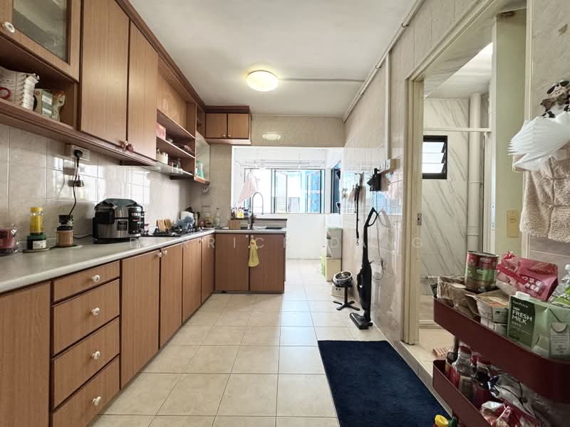 669C Jurong West Street 64, 669C Jurong West Street 64, 4 Bedrooms, 1,399 sqft, HDB Flat For Sale, by Derrick Dang, 500224396 - Kitchen - PropertyGuru.com.sg