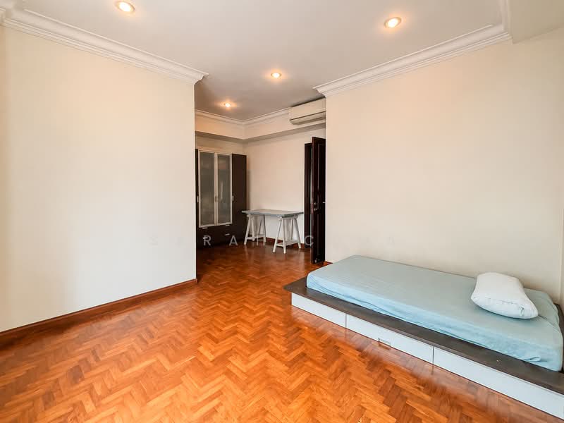 Villa Verde, Verde Grove, 5 Bedrooms, 1,615 sqft, Terraced House For Sale, by Sarah Chua, 500224397 - Bedroom - PropertyGuru.com.sg