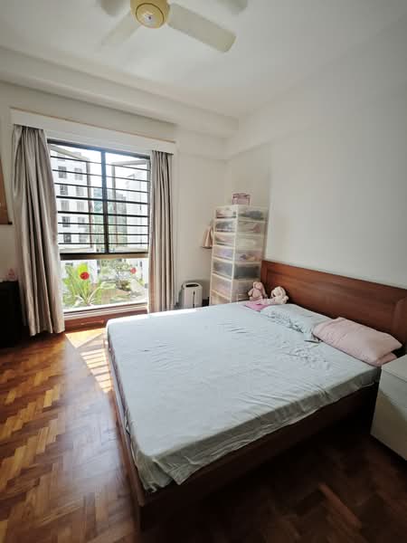 Parkview Apartments, 1 Bukit Batok Street 25, 3 Bedrooms, 1,119 sqft, Apartment For Sale, by YF Liew, 500224398 - Bedroom - PropertyGuru.com.sg