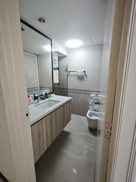 Parkview Apartments, 1 Bukit Batok Street 25, 3 Bedrooms, 1,119 sqft, Apartment For Sale, by YF Liew, 500224398 - Bathroom - PropertyGuru.com.sg