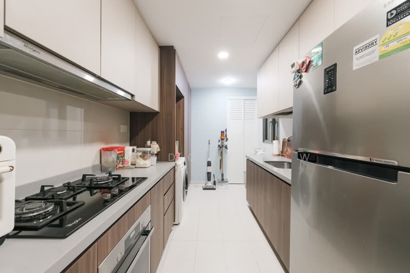 Parc Life, 25 Sembawang Crescent, 3 Bedrooms, 1,001 sqft, Executive Condominium For Sale, by Gwendolyn Ow, 500224400 - Kitchen - PropertyGuru.com.sg