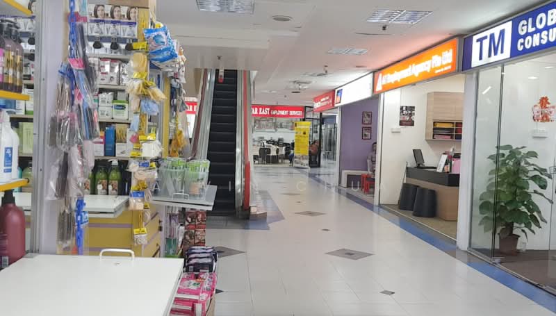 Bukit Timah Shopping Centre, 170 Upper Bukit Timah Road, 150 sqft, Mall Shop For Sale, by Alvin Chua, 500224406 - Corridor - CommercialGuru.com.sg