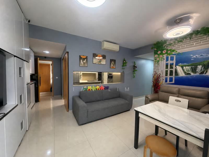 La Fiesta, 68 Sengkang Square, 3 Bedrooms, 990 sqft, Condominium For Sale, by Ian Lim, 500224407 - Living Room - PropertyGuru.com.sg
