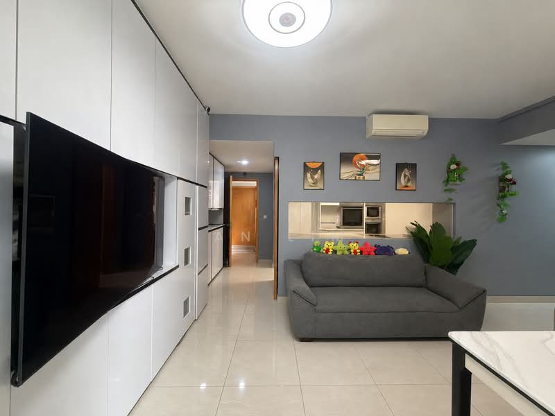 La Fiesta, 68 Sengkang Square, 3 Bedrooms, 990 sqft, Condominium For Sale, by Ian Lim, 500224407 - Living Room - PropertyGuru.com.sg