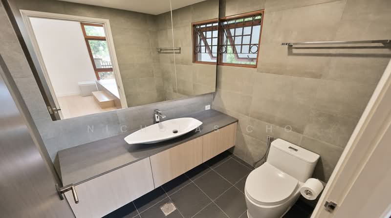 High Oak Condo, 11 Toh Tuck Road, 3 Bedrooms, 1,044 sqft, Condominium For Sale, by Nicholas Cho, 500224425 - Bathroom - PropertyGuru.com.sg