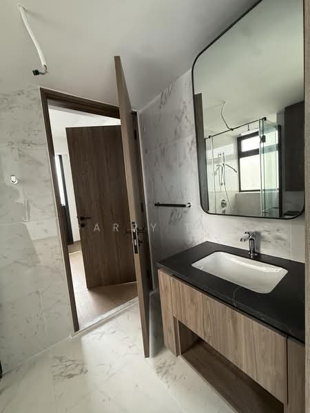 Sceneca Residence, Tanah Merah Kechil Link, 3 Bedrooms, 1,055 sqft, Condominium For Sale, by Garry Tan, 500224427 - Bathroom - PropertyGuru.com.sg