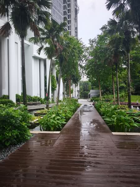 Sky @ Eleven, 11 Thomson Lane, 3 Bedrooms, 1,851 sqft, Condominium For Rent, by Desy Tan, 500224451 - Exterior - PropertyGuru.com.sg