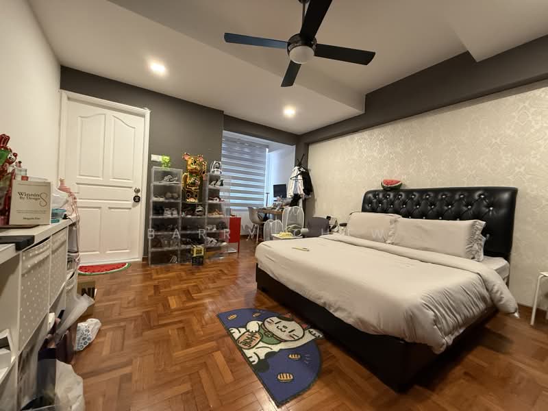 Landed Terrace Freehold D16, Meragi Road, Jalan Pergam, Jalan Pelatok, East View Garden, Sunbird Road, 6 Bedrooms, 3,500 sqft, Terraced House For Sale, by Barry Chew, 500224476 - Bedroom - PropertyGuru.com.sg