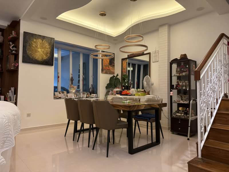 Landed Terrace Freehold D16, Meragi Road, Jalan Pergam, Jalan Pelatok, East View Garden, Sunbird Road, 6 Bedrooms, 3,500 sqft, Terraced House For Sale, by Barry Chew, 500224476 - Dining Room - PropertyGuru.com.sg