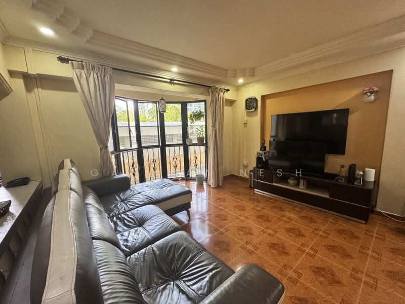 641 Choa Chu Kang Street 64, 641 Choa Chu Kang Street 64, 3 Bedrooms, 1,323 sqft, HDB Flat For Sale, by Ganesan Nesh, 500224479 - Living Room - PropertyGuru.com.sg