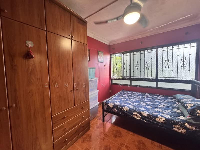 641 Choa Chu Kang Street 64, 641 Choa Chu Kang Street 64, 3 Bedrooms, 1,323 sqft, HDB Flat For Sale, by Ganesan Nesh, 500224479 - Bedroom - PropertyGuru.com.sg