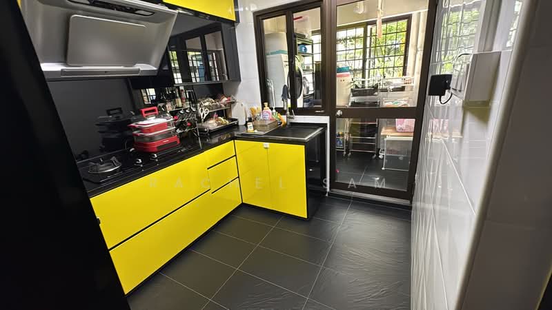 329 Sembawang Close, 329 Sembawang Close, Room Rental, 100 sqft, HDB Flat For Rent, by Rachel Sam, 500224482 - Kitchen - PropertyGuru.com.sg