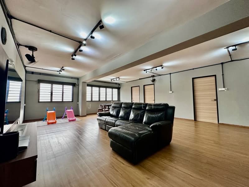466 Hougang Avenue 8, 466 Hougang Avenue 8, 3 Bedrooms, 1,334 sqft, HDB Flat For Sale, by Joel Li, 500224486 - PropertyGuru.com.sg